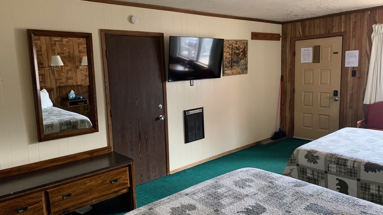 Photo of Bedroom in Red River