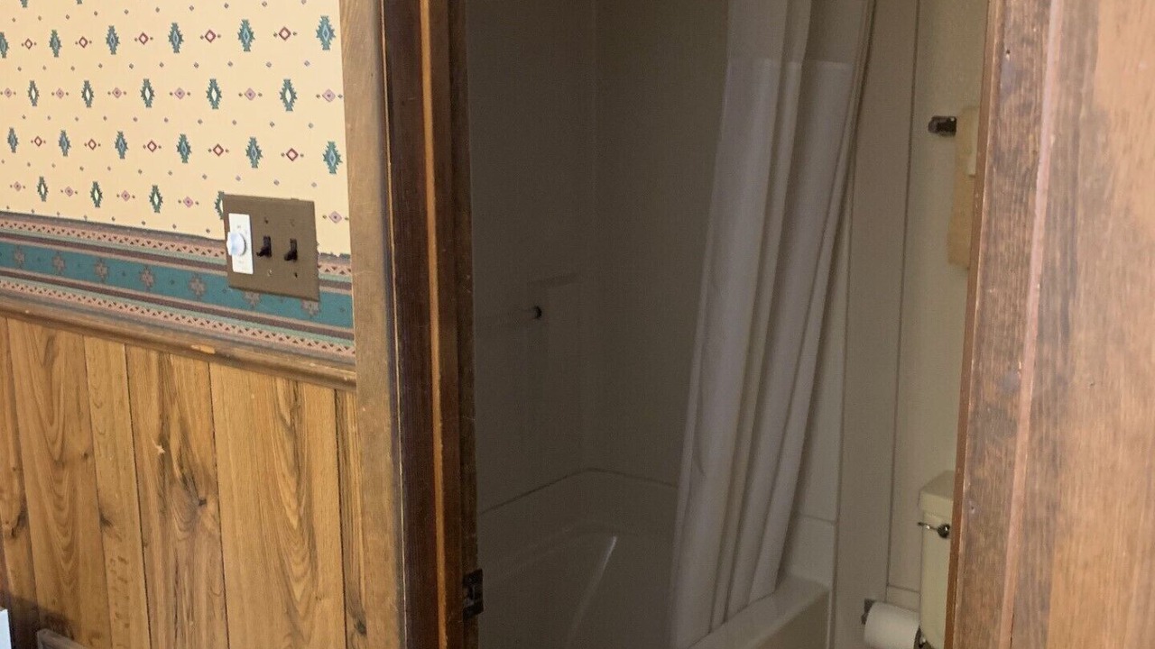 Photo of Bathroom in Red River
