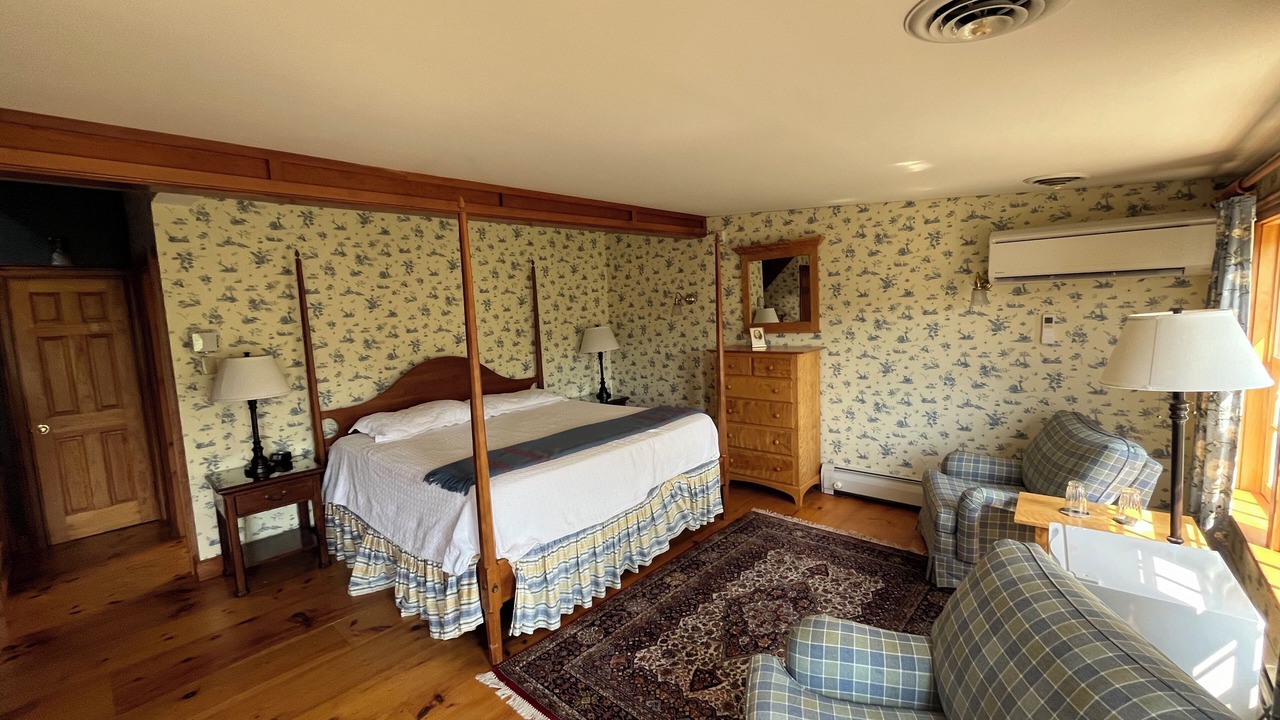Photo of Bedroom in West Townshend