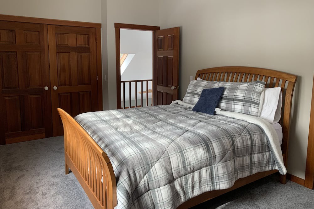 Photo of Bedroom in Eden