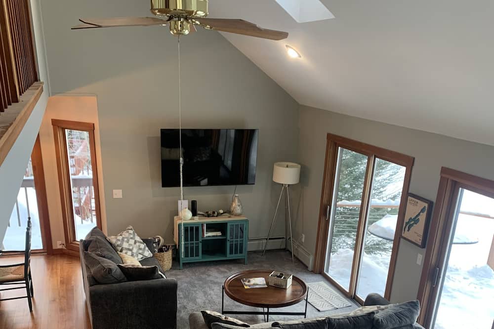 Photo of Livingroom in Eden