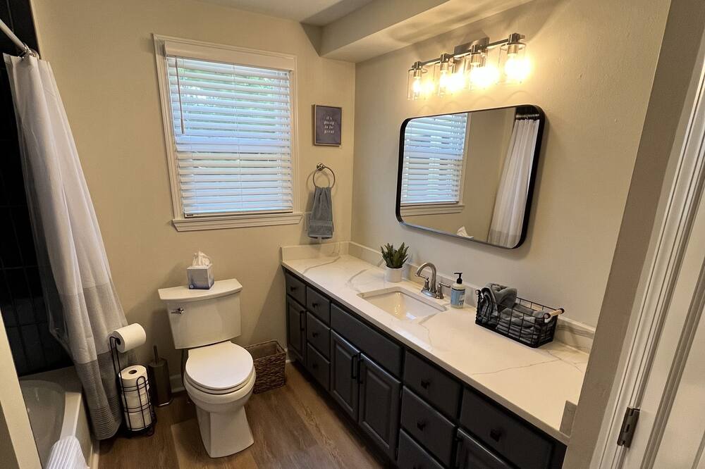 Photo of Bathroom in Colgate