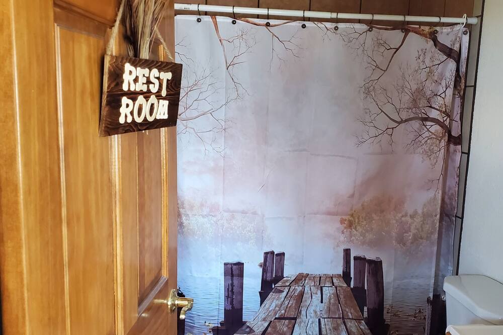 Photo of Bathroom in Alamosa