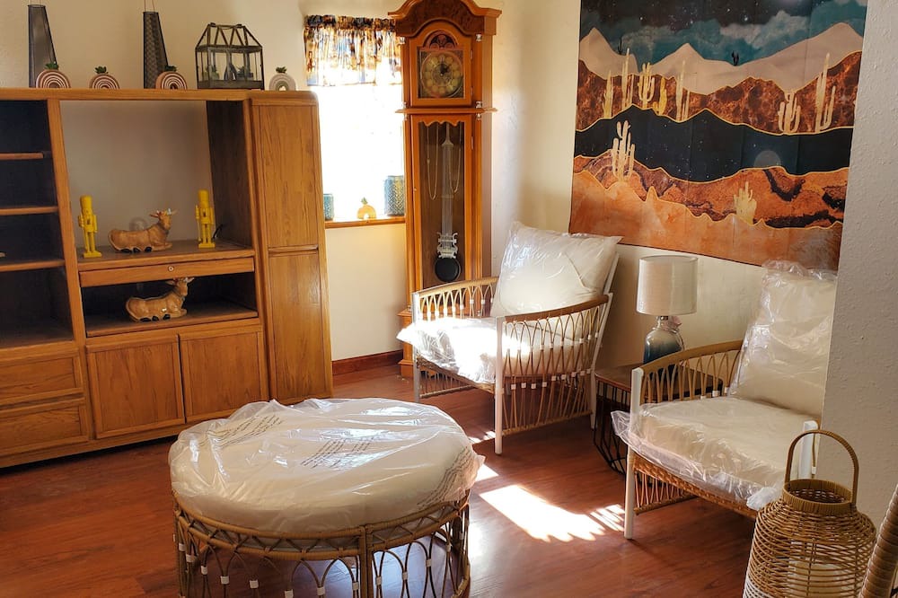 Photo of Livingroom in Alamosa