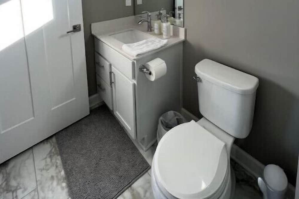 Photo of Bathroom in Navarre