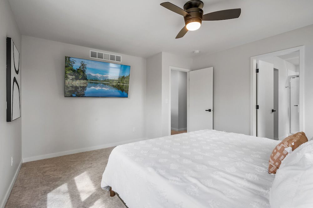 Photo of Bedroom in Powderhorn