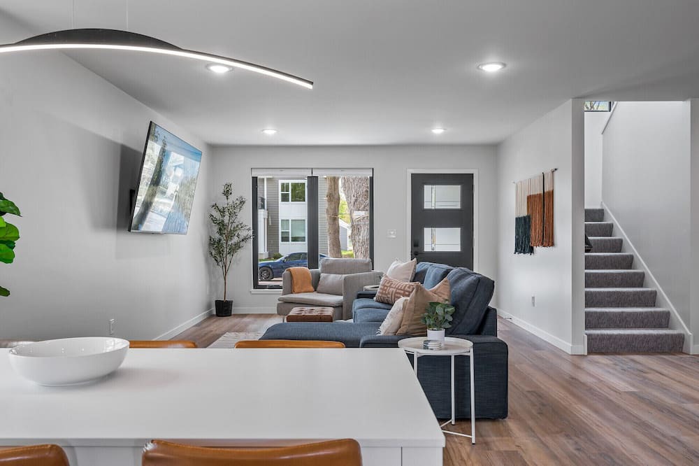 Photo of Livingroom in Powderhorn