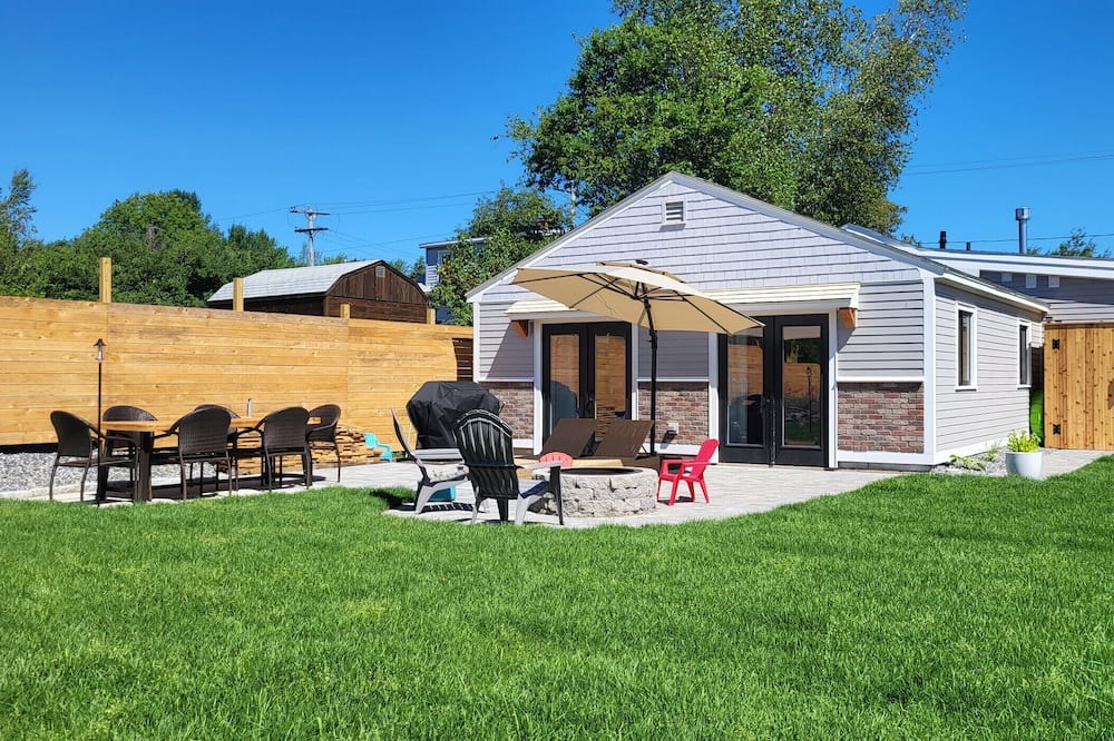 Photo of Outdoor in Moody