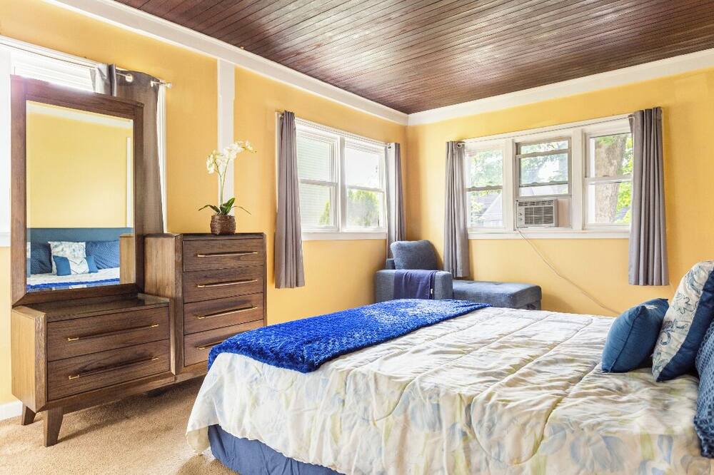 Photo of Bedroom in Hartford