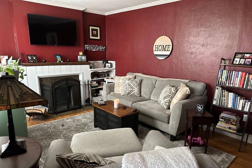 Photo of Livingroom in Adams