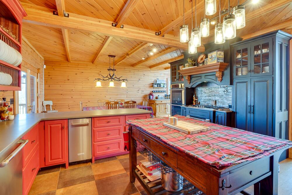 Photo of Kitchen in Three Mile Bay