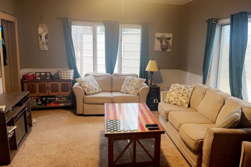 Photo of Livingroom in Polk County