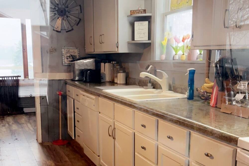 Photo of Kitchen in Polk County