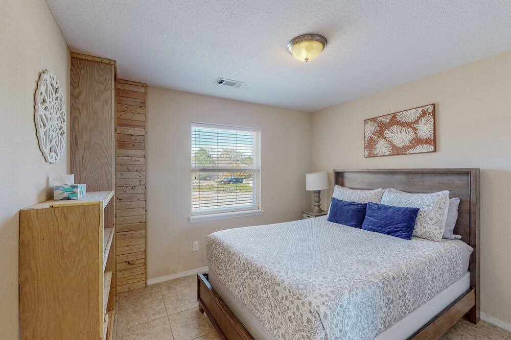 Photo of Bedroom in Rio Rancho
