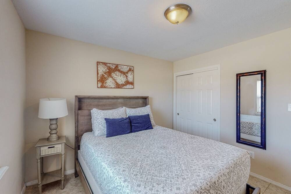 Photo of Bedroom in Rio Rancho