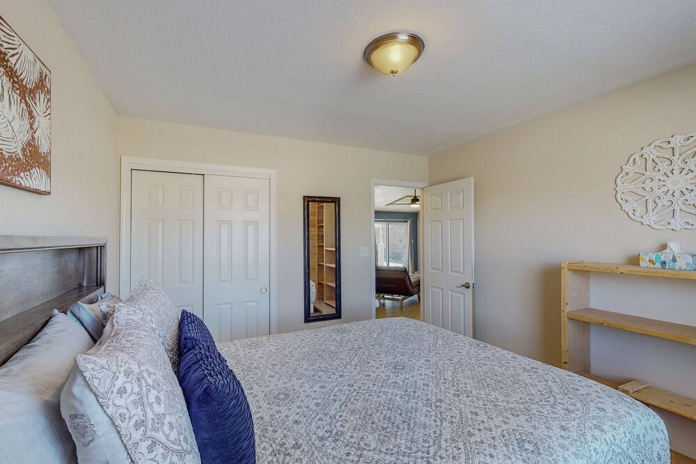 Photo of Bedroom in Rio Rancho