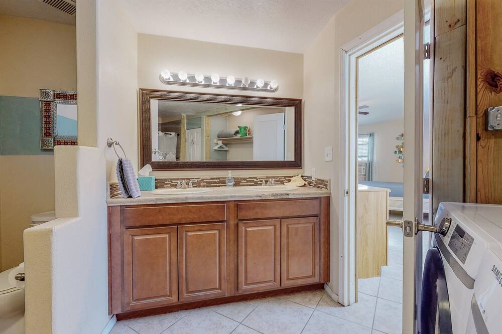 Photo of Bathroom in Rio Rancho