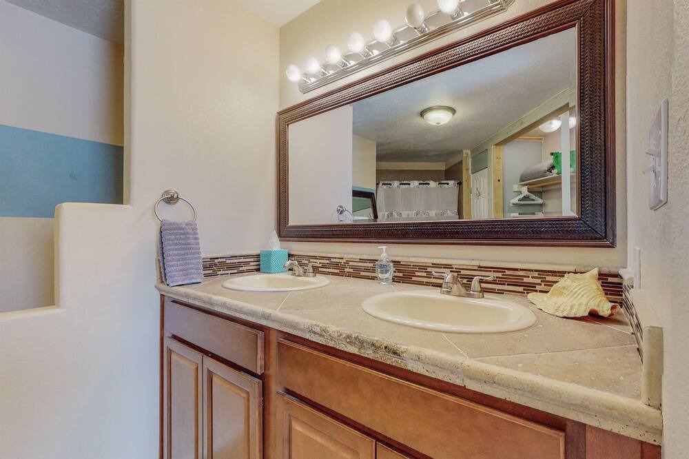 Photo of Bathroom in Rio Rancho