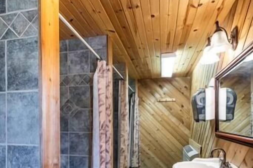 Photo of Bathroom in Neillsville
