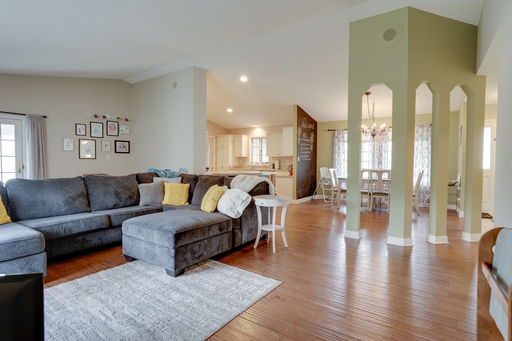 Photo of Livingroom in Red Wing