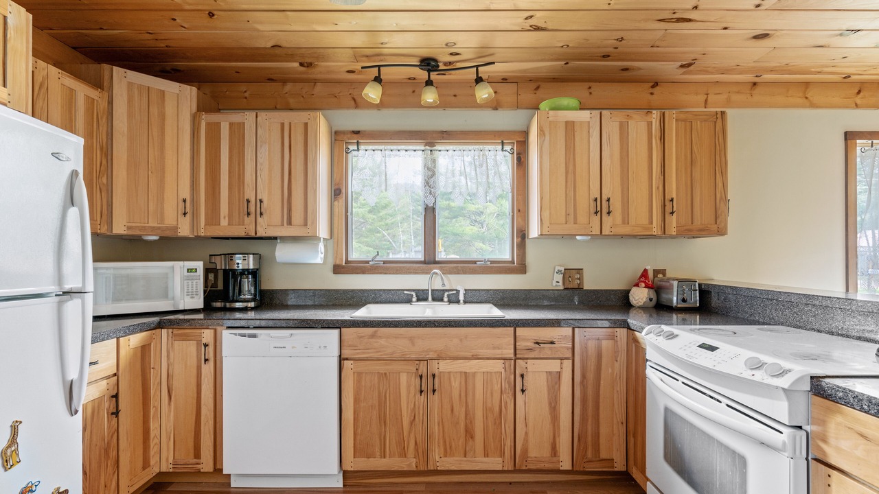 Photo of Kitchen in Caroga Lake