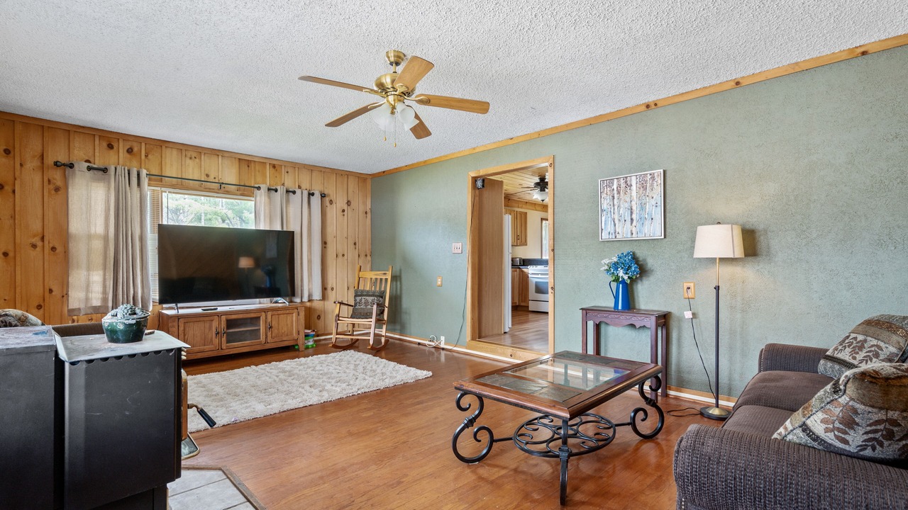 Photo of Livingroom in Caroga Lake