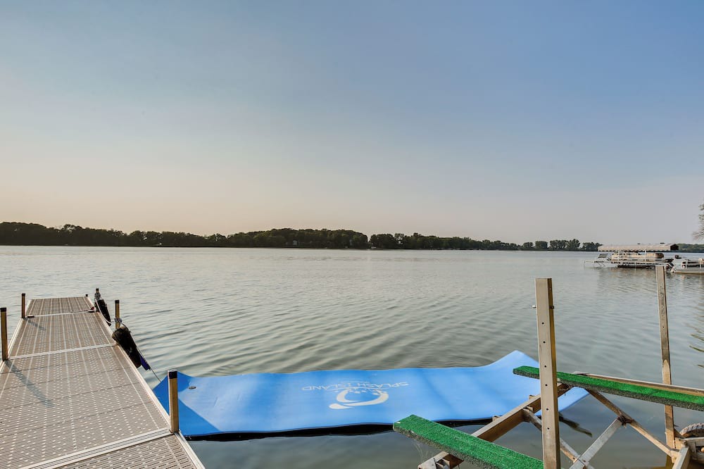 Photo of Outdoor in Madison Lake