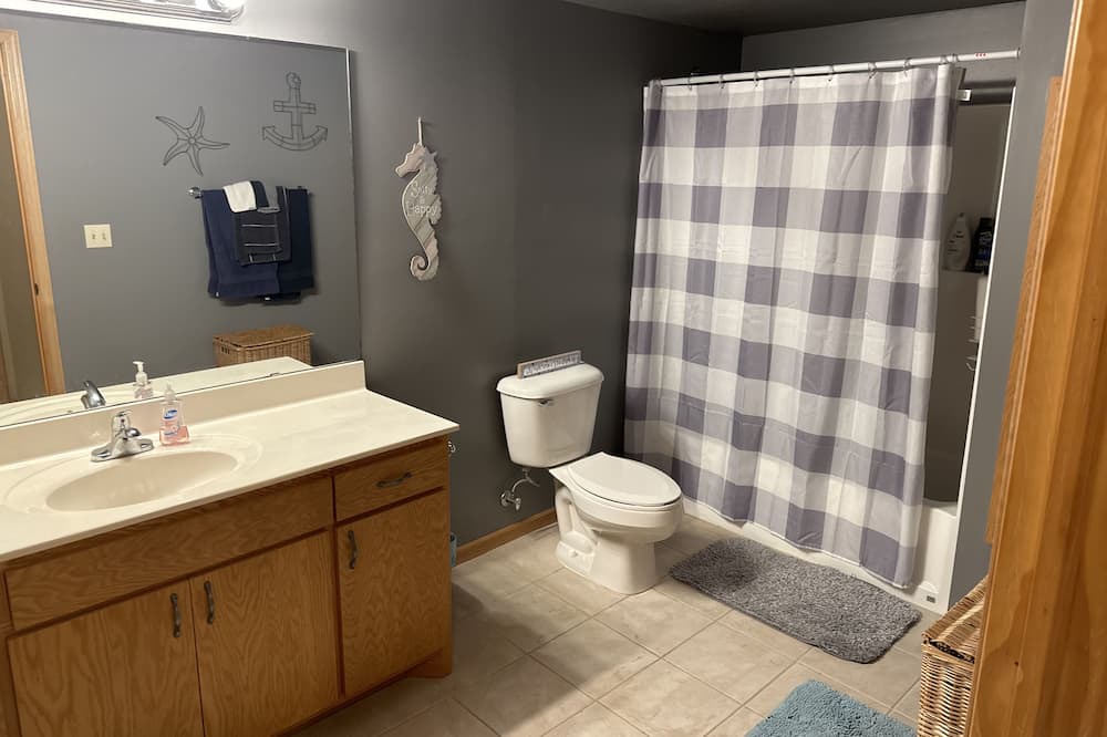 Photo of Bathroom in Baxter