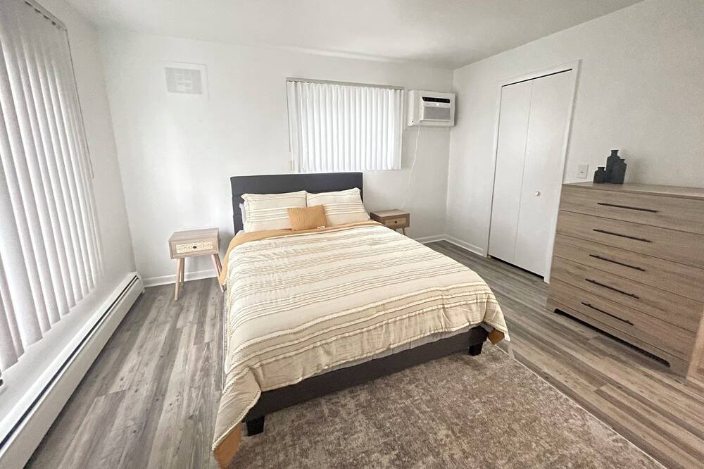 Photo of Bedroom in Walled Lake