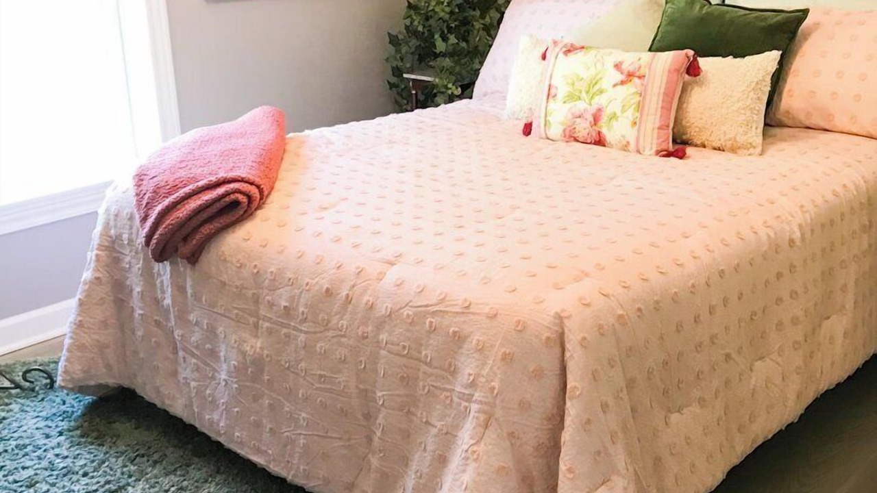 Photo of Bedroom in South Haven