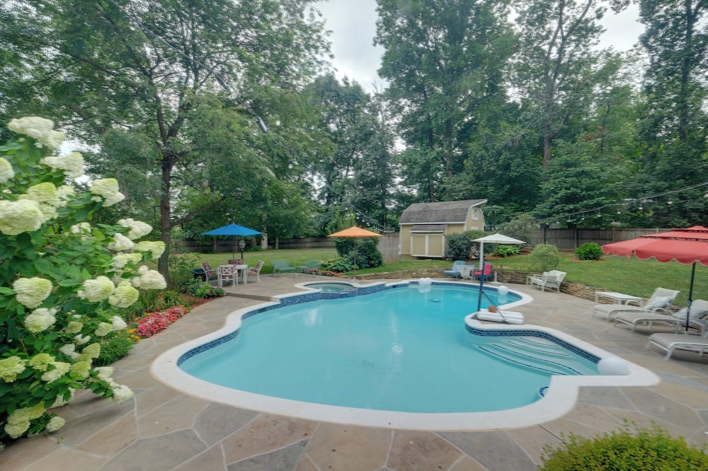 Photo of Outdoor in West Friendship