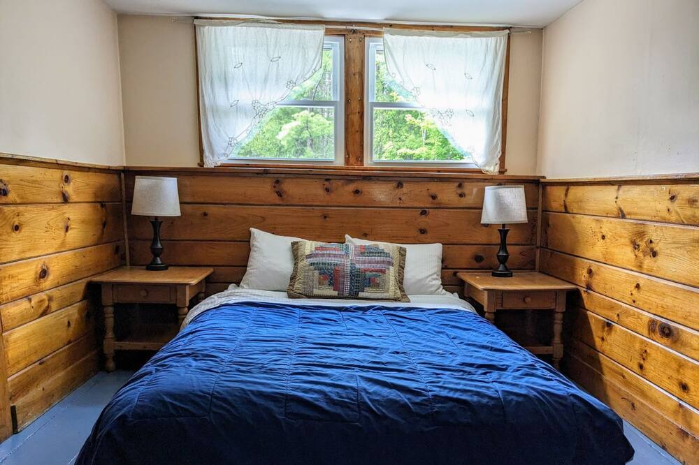 Photo of Bedroom in Upper Jay