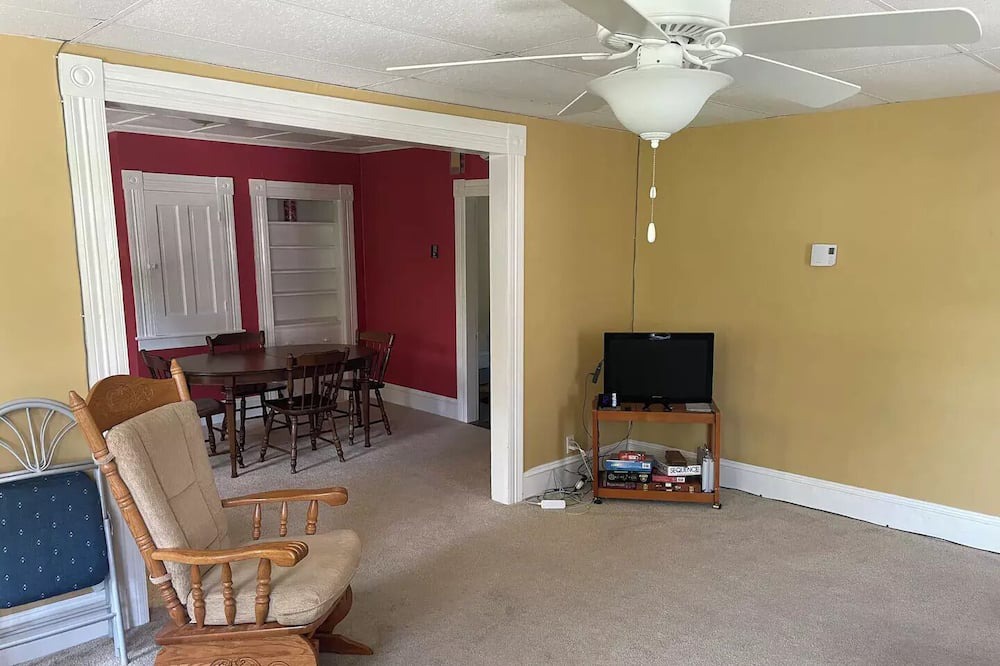 Photo of Livingroom in St. Johnsbury Center