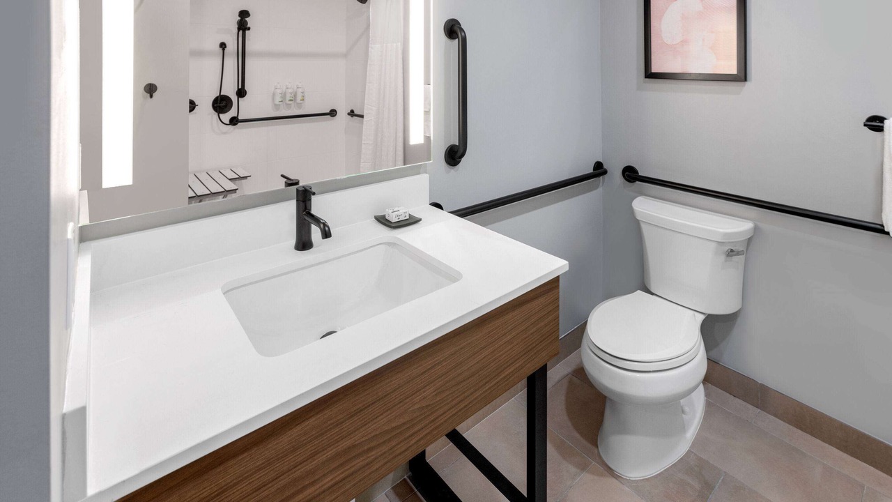 Photo of Bathroom in Williston North