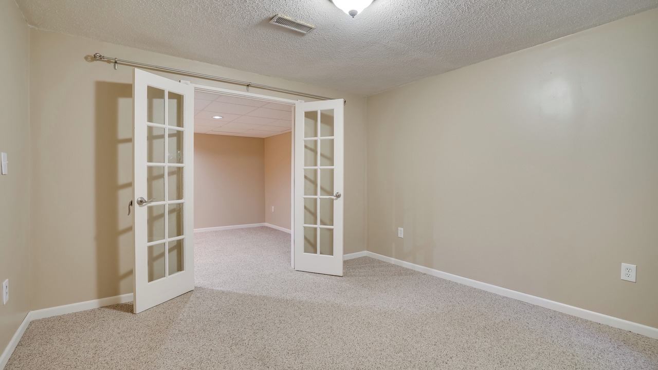 Photo of Others in Woodbury