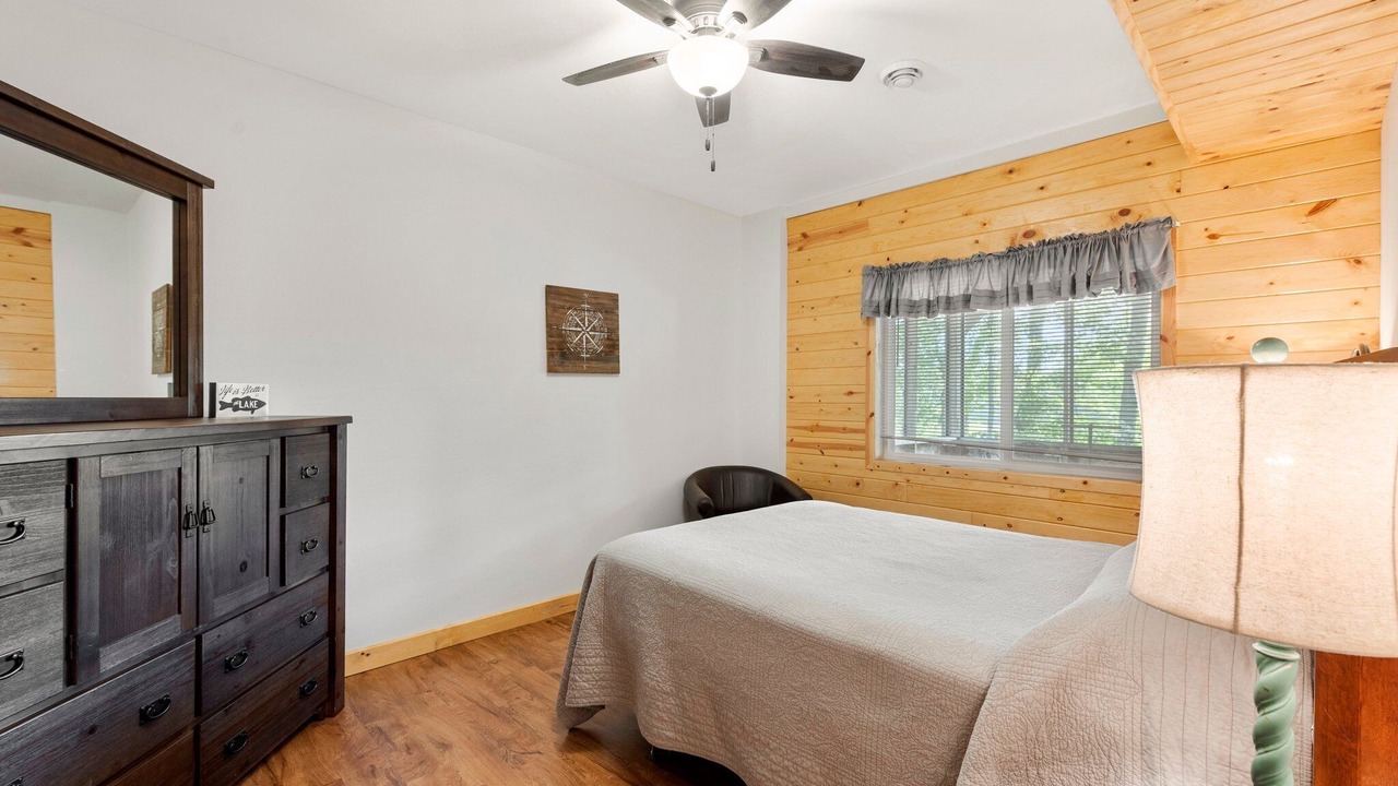 Photo of Bedroom in Brill