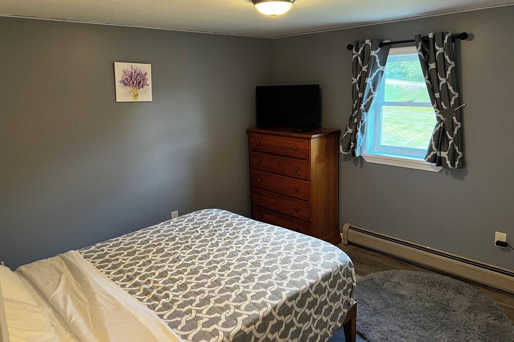 Photo of Bedroom in Waterbury