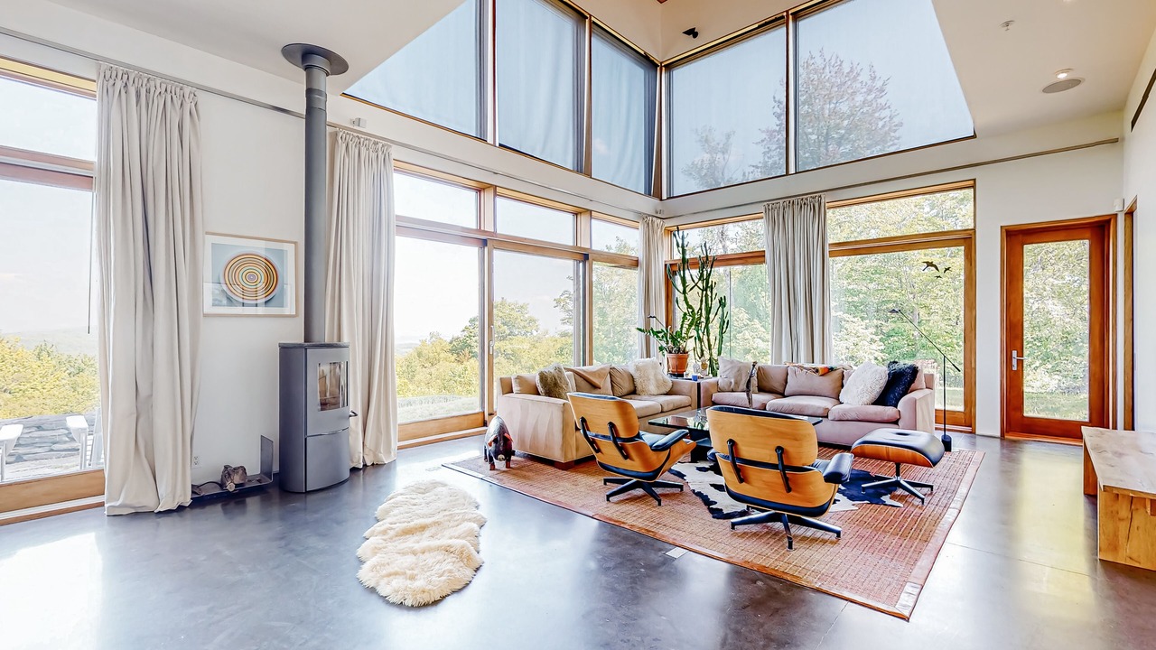 Photo of Livingroom in Andover