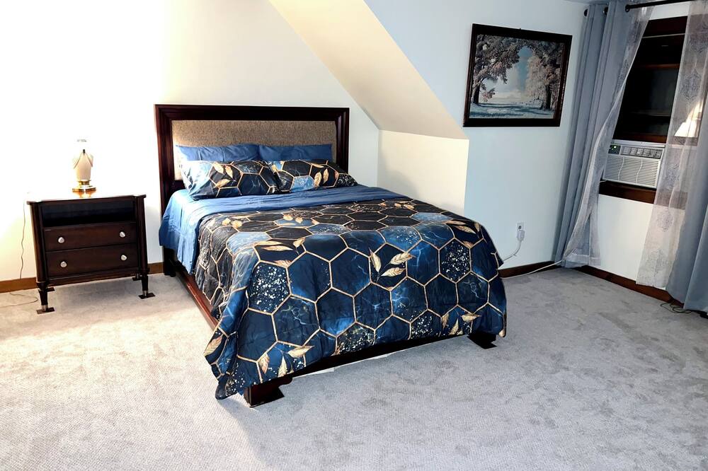 Photo of Bedroom in Weybridge