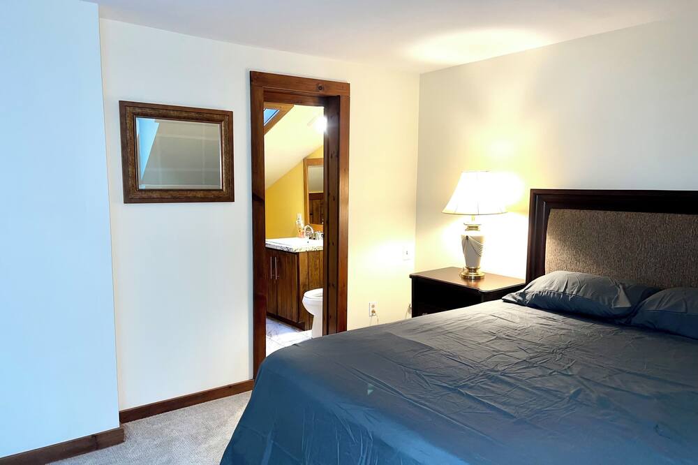 Photo of Bedroom in Weybridge