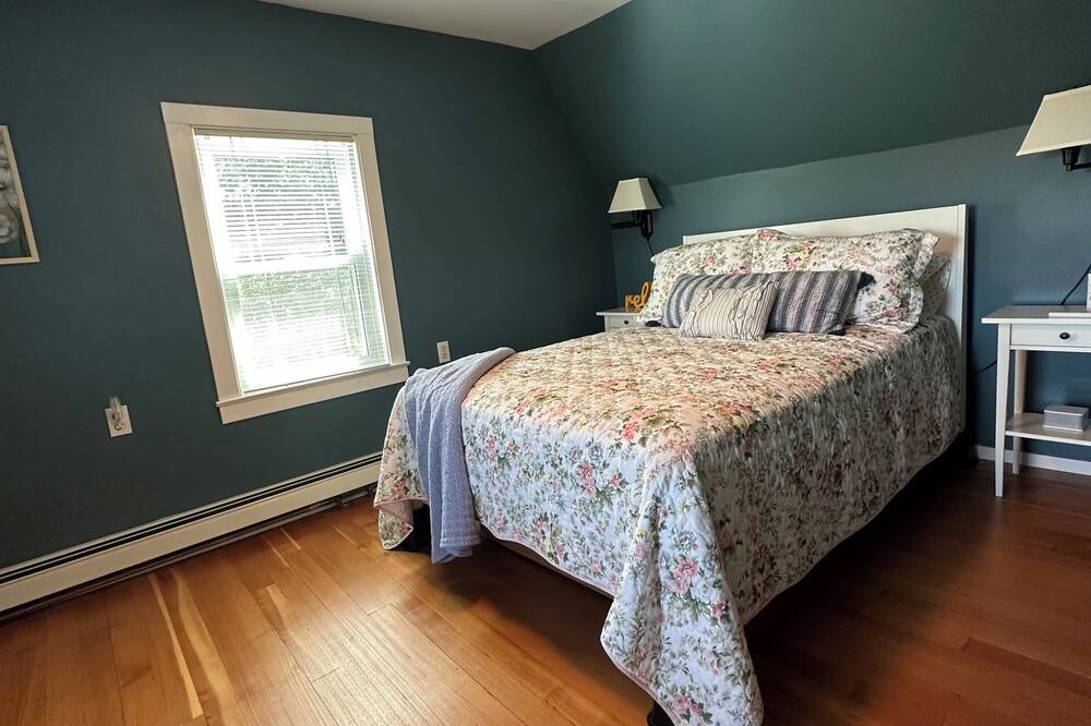 Photo of Bedroom in Shell Lake