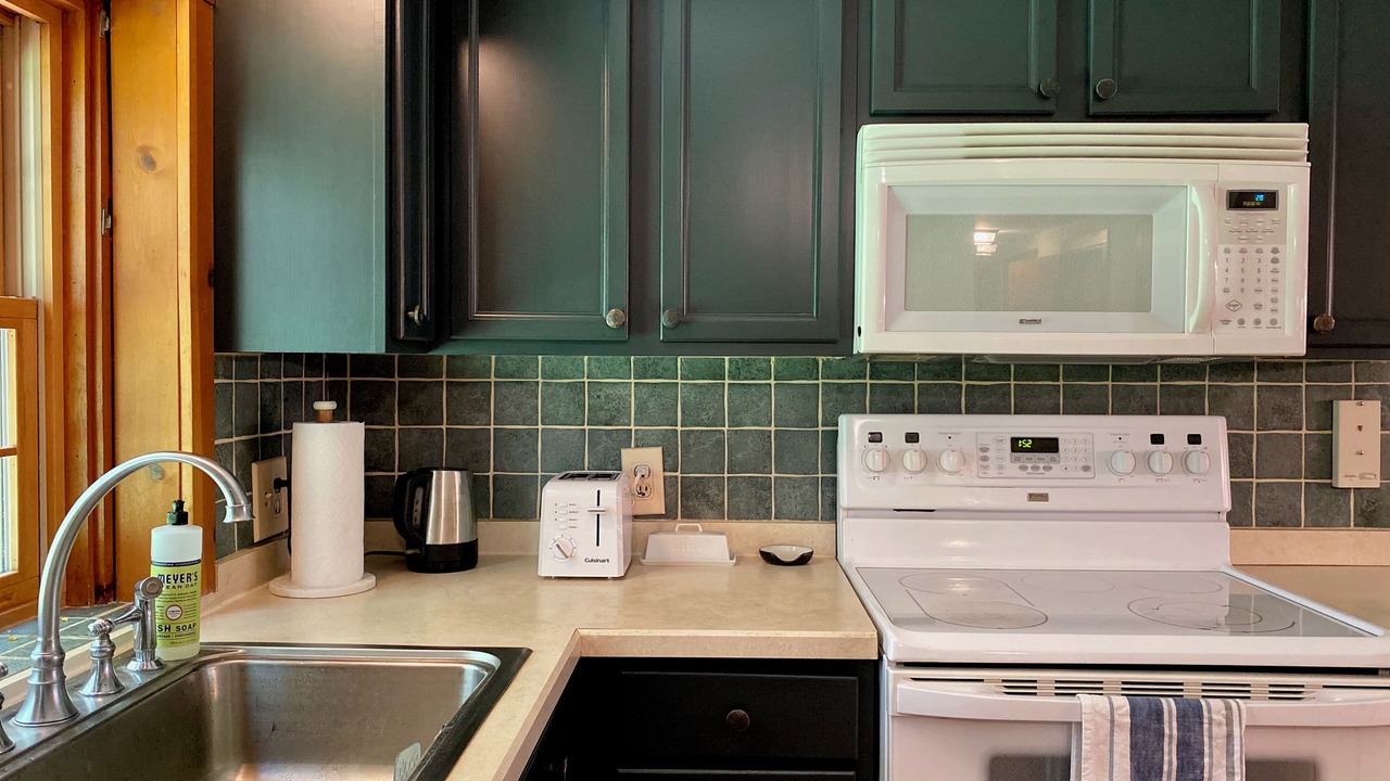 Photo of Kitchen in West Hill Lake
