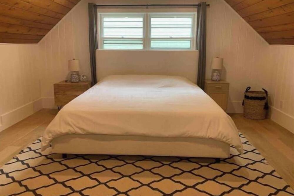 Photo of Bedroom in Winchester