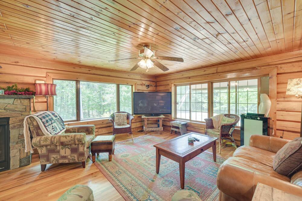 Photo of Livingroom in Grantsburg