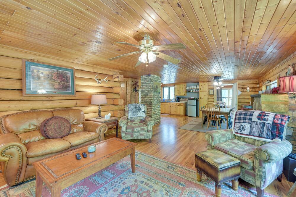 Photo of Livingroom in Grantsburg