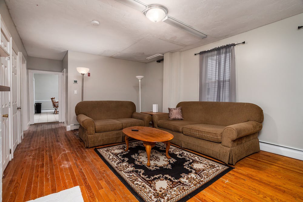 Photo of Livingroom in Leominster