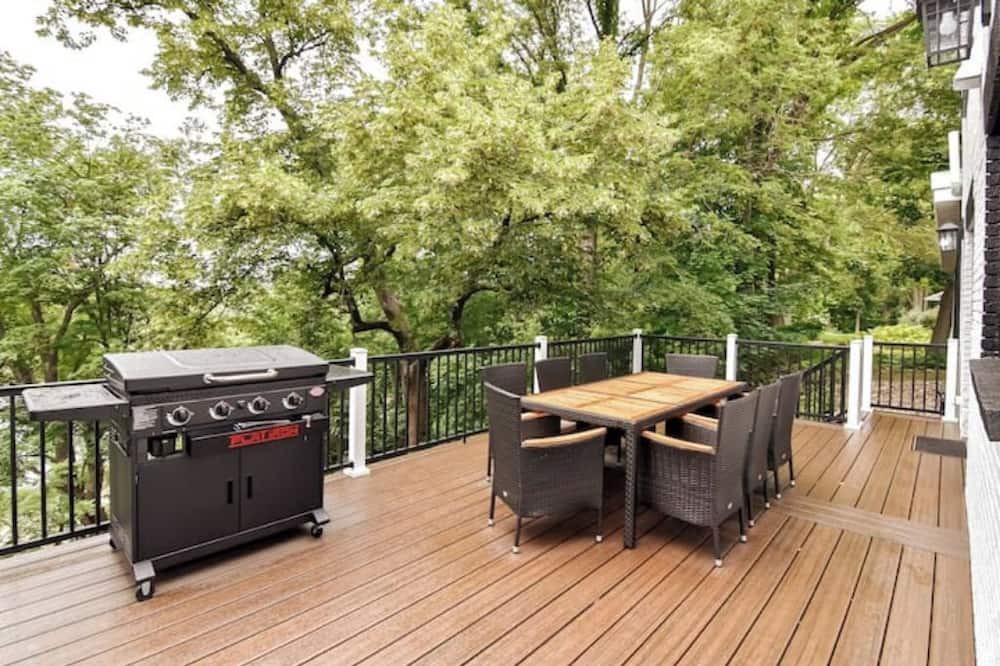 Photo of Outdoor in Waverly