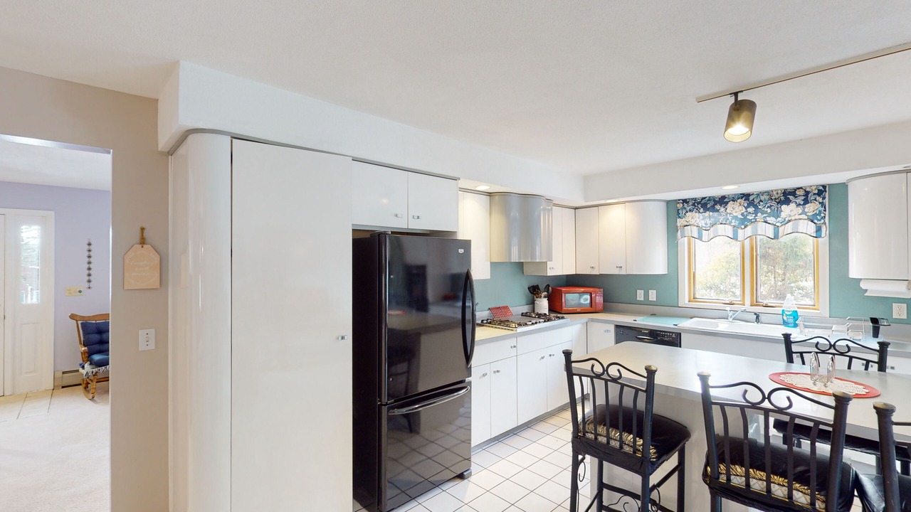 Photo of Kitchen in Lee