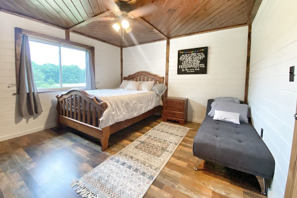 Photo of Bedroom in Moira