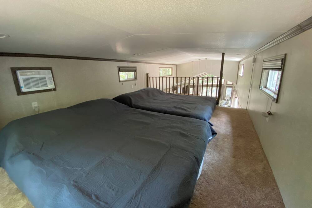 Photo of Bedroom in Brill